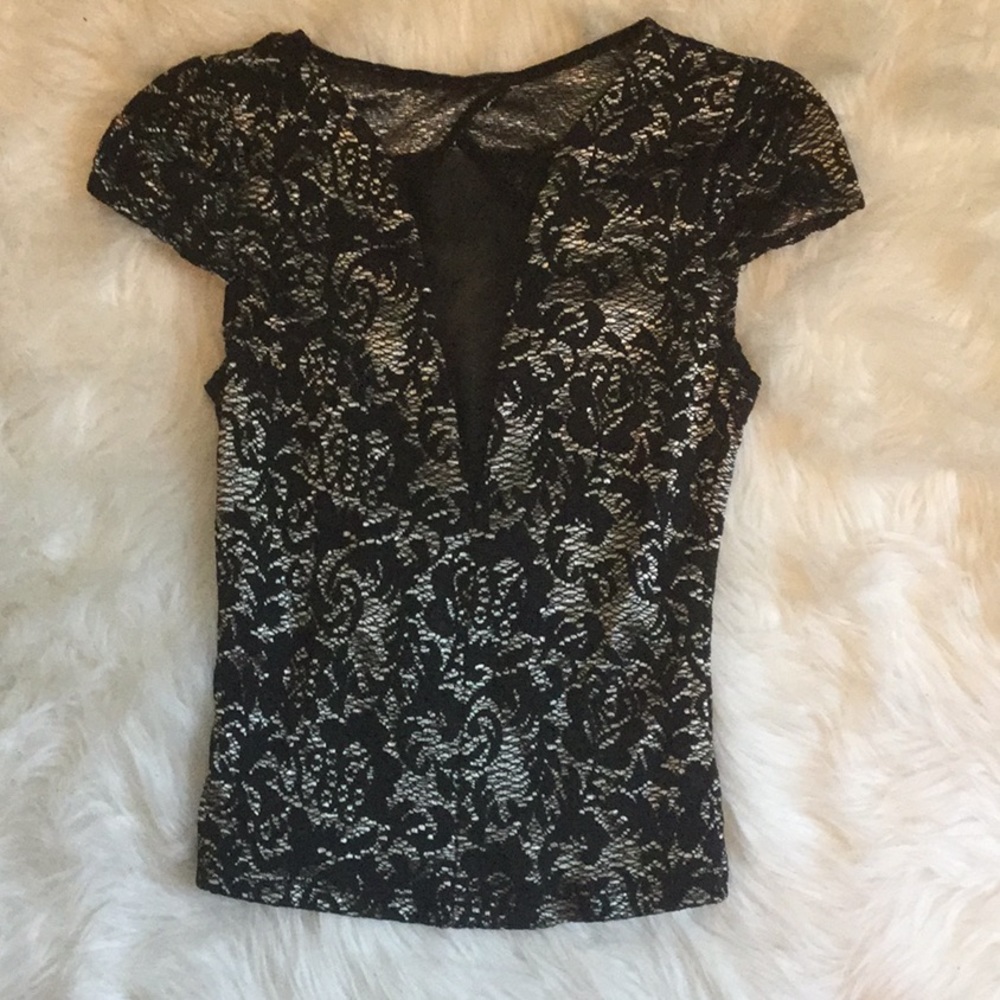 SO cute open back mesh v in front